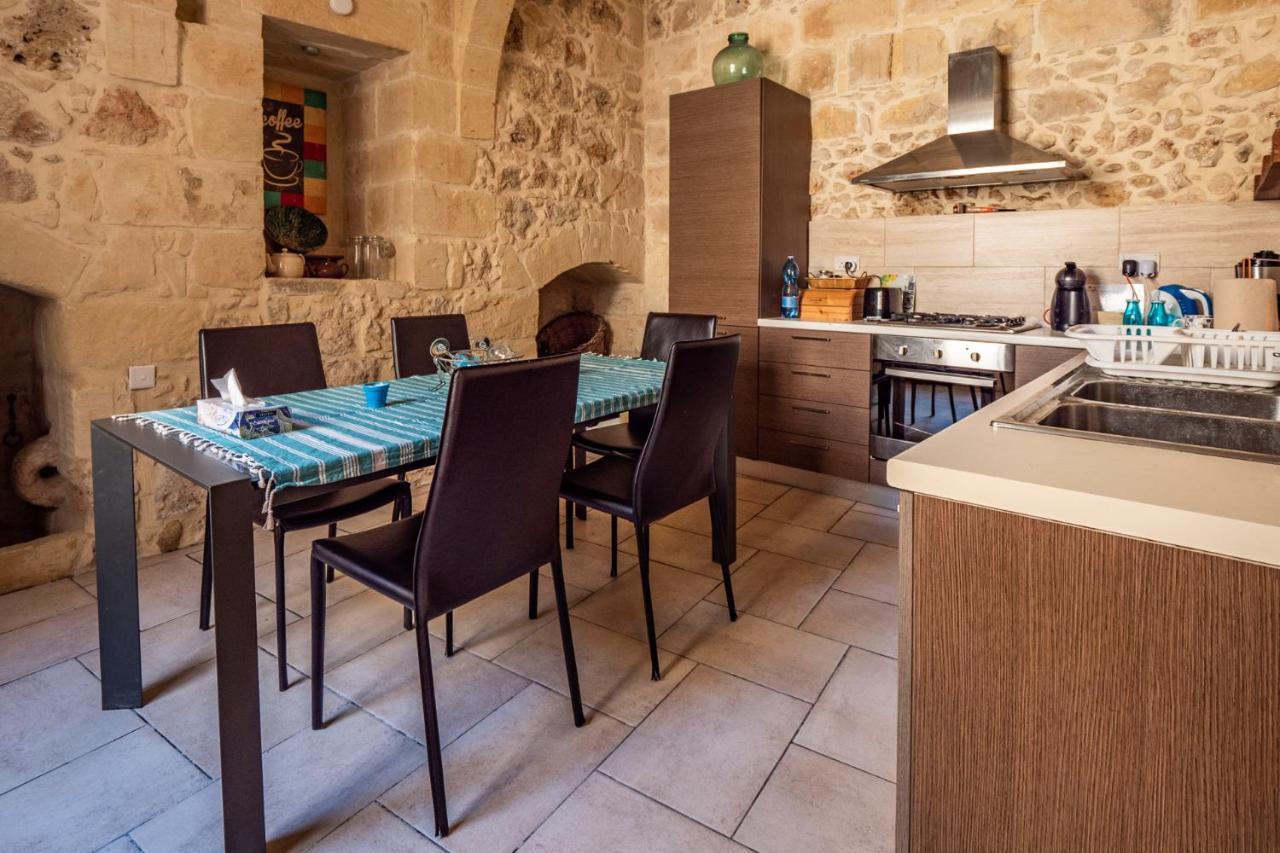 250 Yo Tal-bambinu Boutique * Xagħra