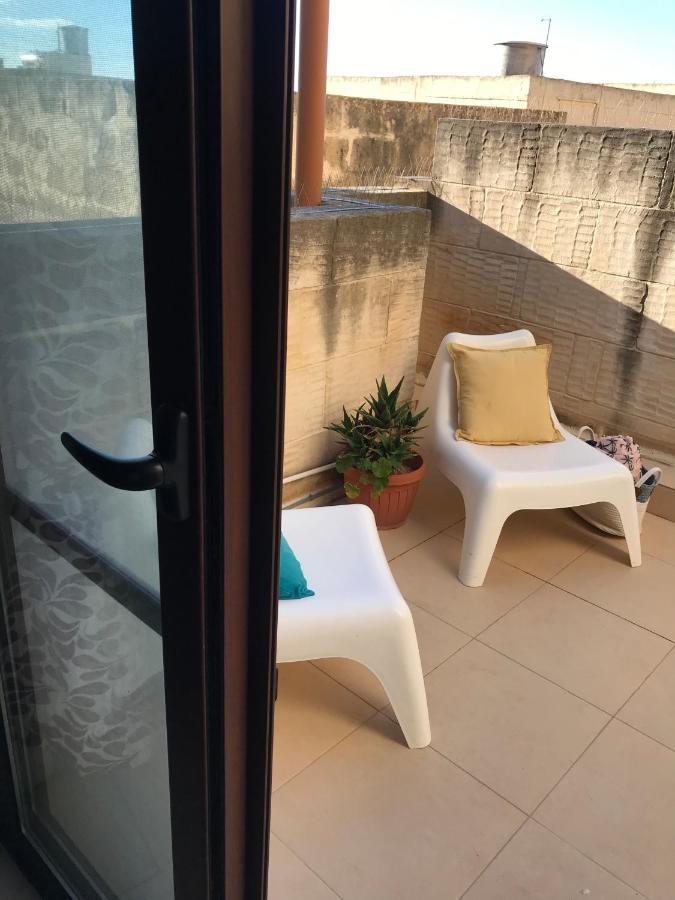 250 Yo Tal-bambinu Boutique Hébergement de vacances Xagħra