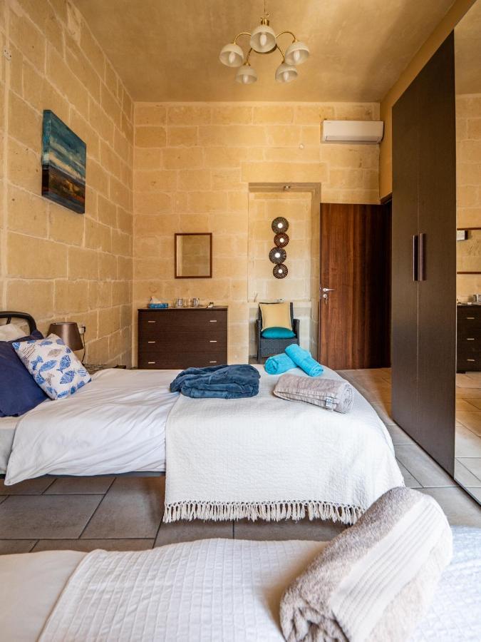 250 Yo Tal-bambinu Boutique