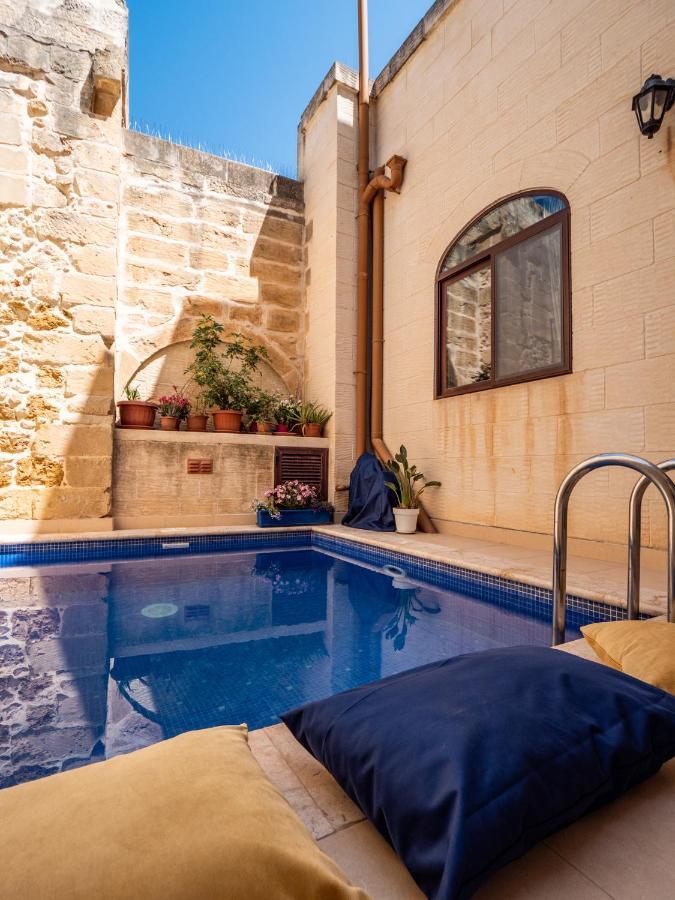250 Yo Tal-bambinu Boutique * Xagħra